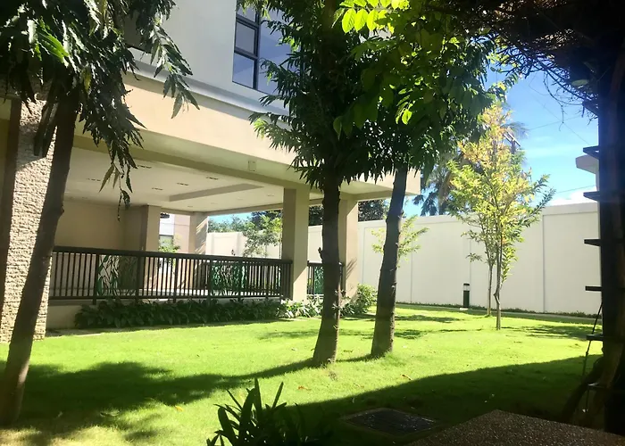 Persimmon C Cebu Stadt